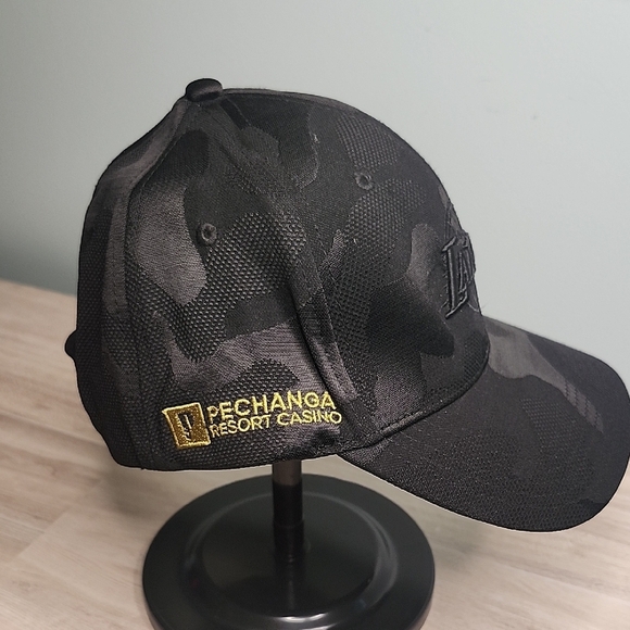Lakers‎ Black Camouflage Cap - Picture 3 of 5